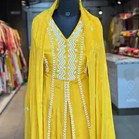 PURE CHINON FORNT CUT SUIT SET - Yellow - 38