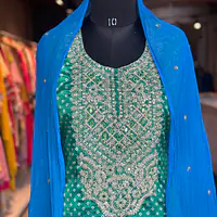 STRAIGHT BHANDEJ SUIT SET - Pink-orange - 44
