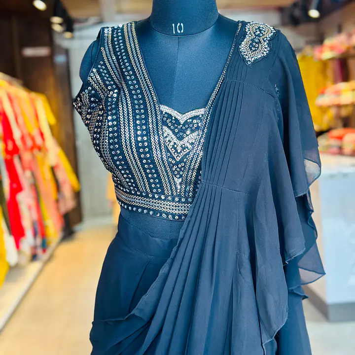 Draping Saree With Heavy Blouse - Lavender - 42