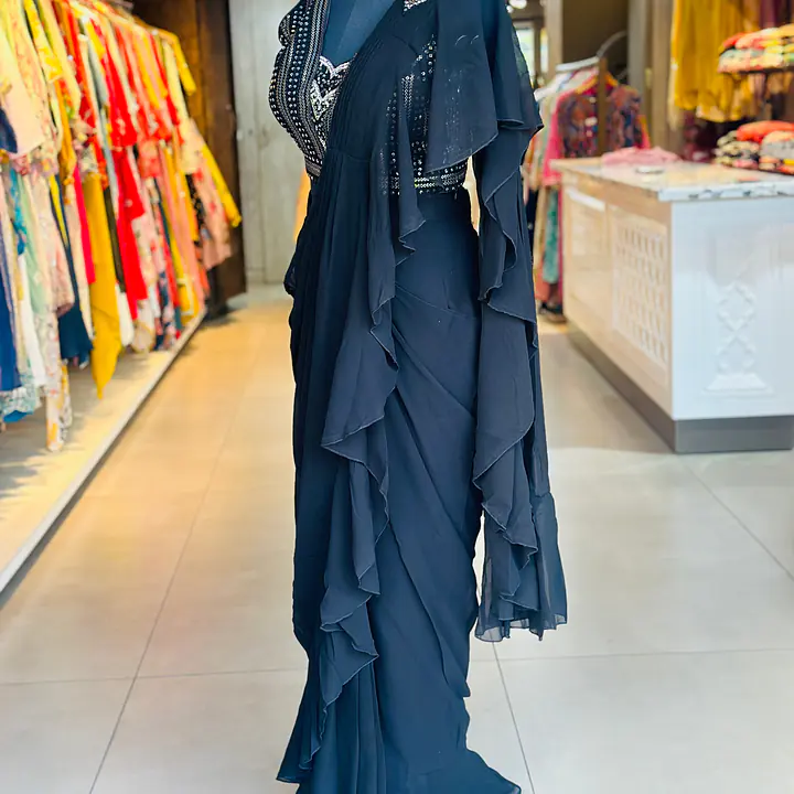 Draping Saree With Heavy Blouse - Blue - 42