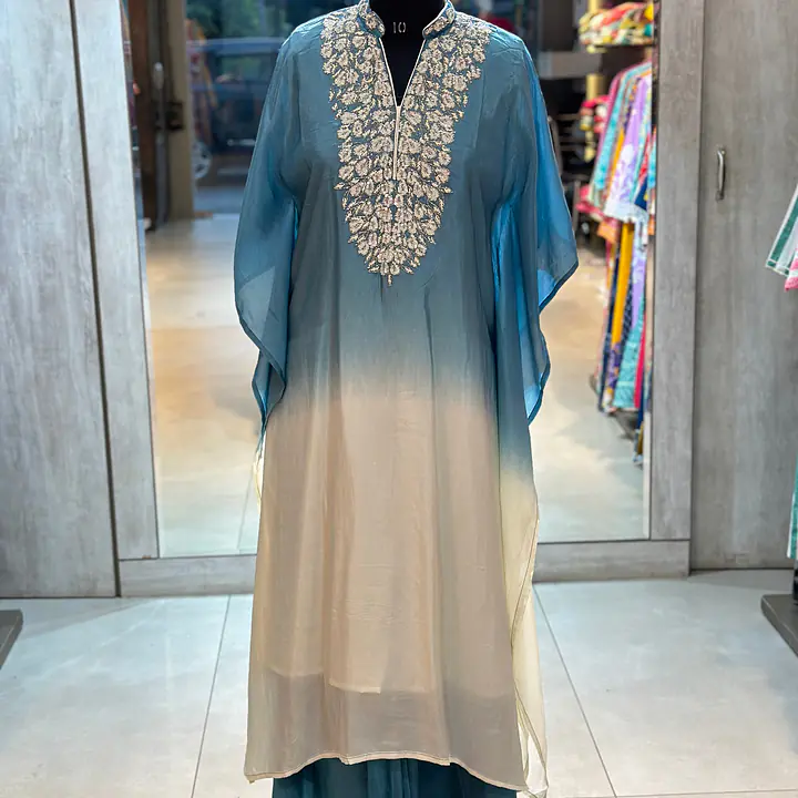 KAFTAN IN HANDWORK
