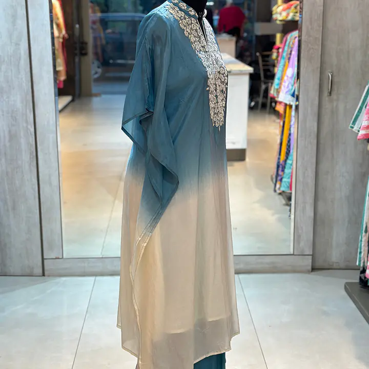 KAFTAN IN HANDWORK