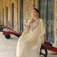 KAFTAN IN HEAVY EMBROIDERY - Off White - 44