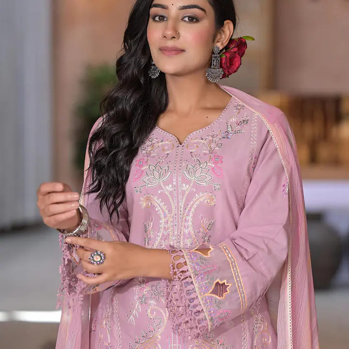 PAKISTANI STYLE STRAIGHT SUIT - 38