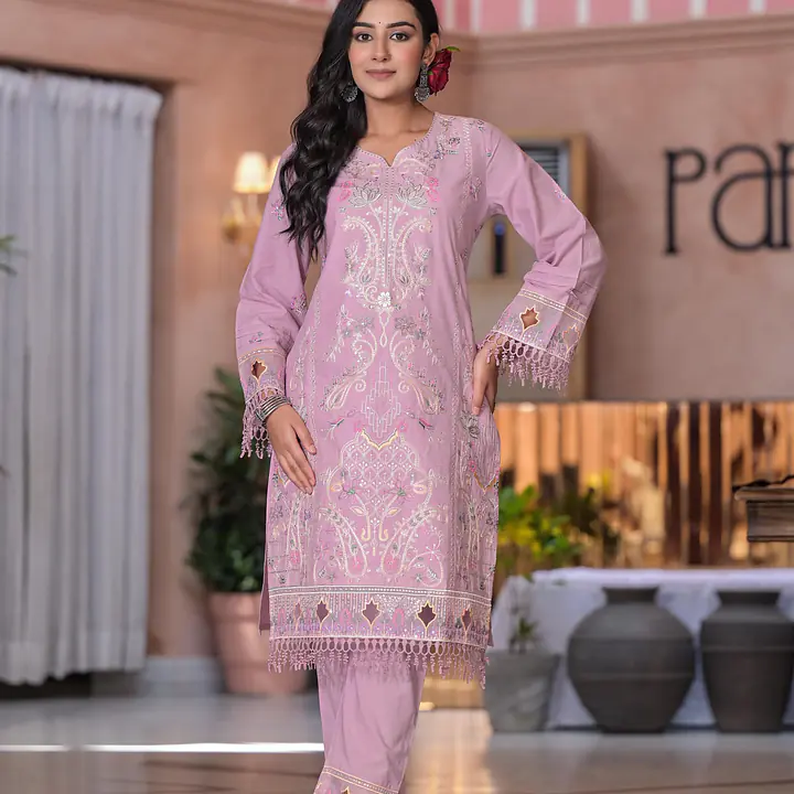PAKISTANI STYLE STRAIGHT SUIT - 40