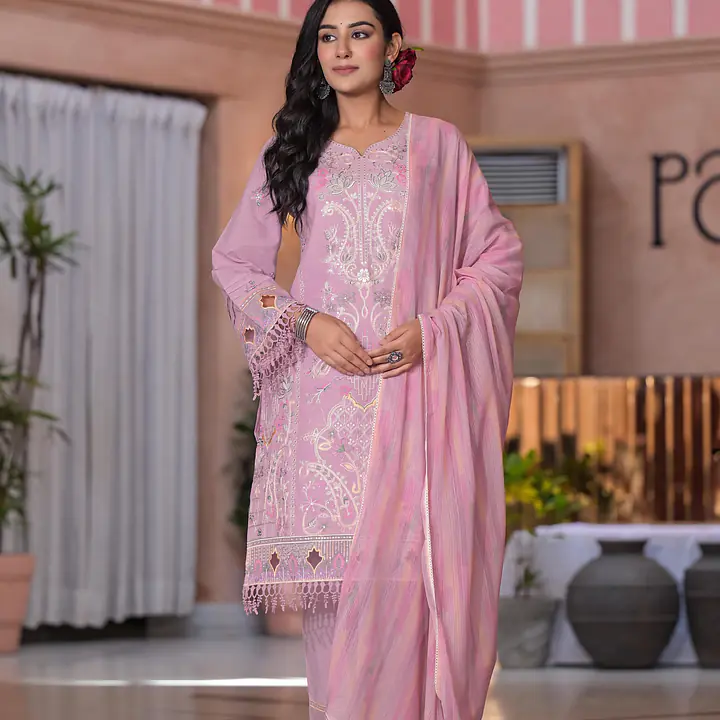 PAKISTANI STYLE STRAIGHT SUIT - 42
