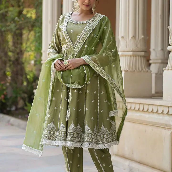 ANARKALI WITH INDO-FUSION - 40