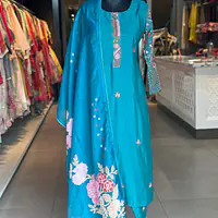 HAND EMBROIDERED STRAIGHT SUIT SET - Rama green - 38