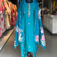 HAND EMBROIDERED STRAIGHT SUIT SET - Rama green - 44