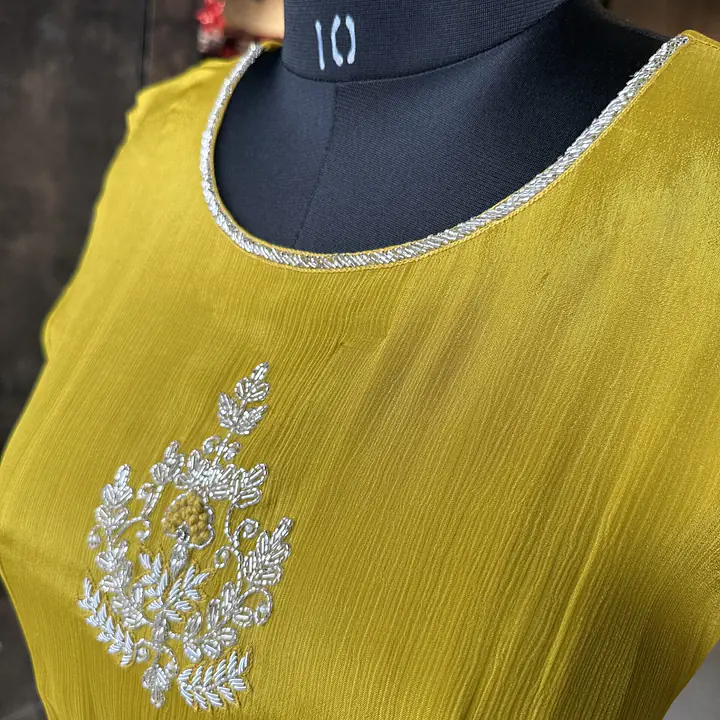 Pure Chinon Gown With Shurg