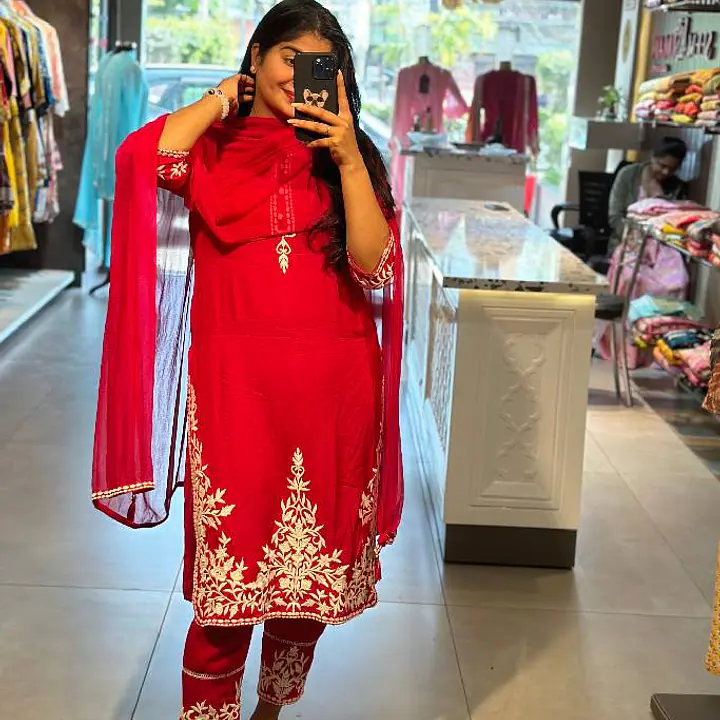 Embroidered Pakistani Suit Set